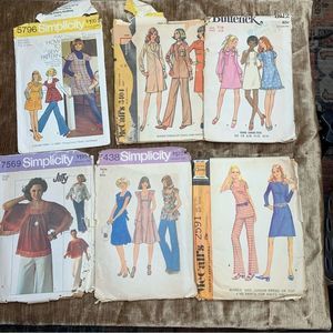Set of 6 Vintage Sewing Patterns